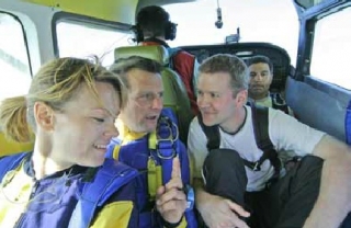  Antes do salto de pára -quedas 